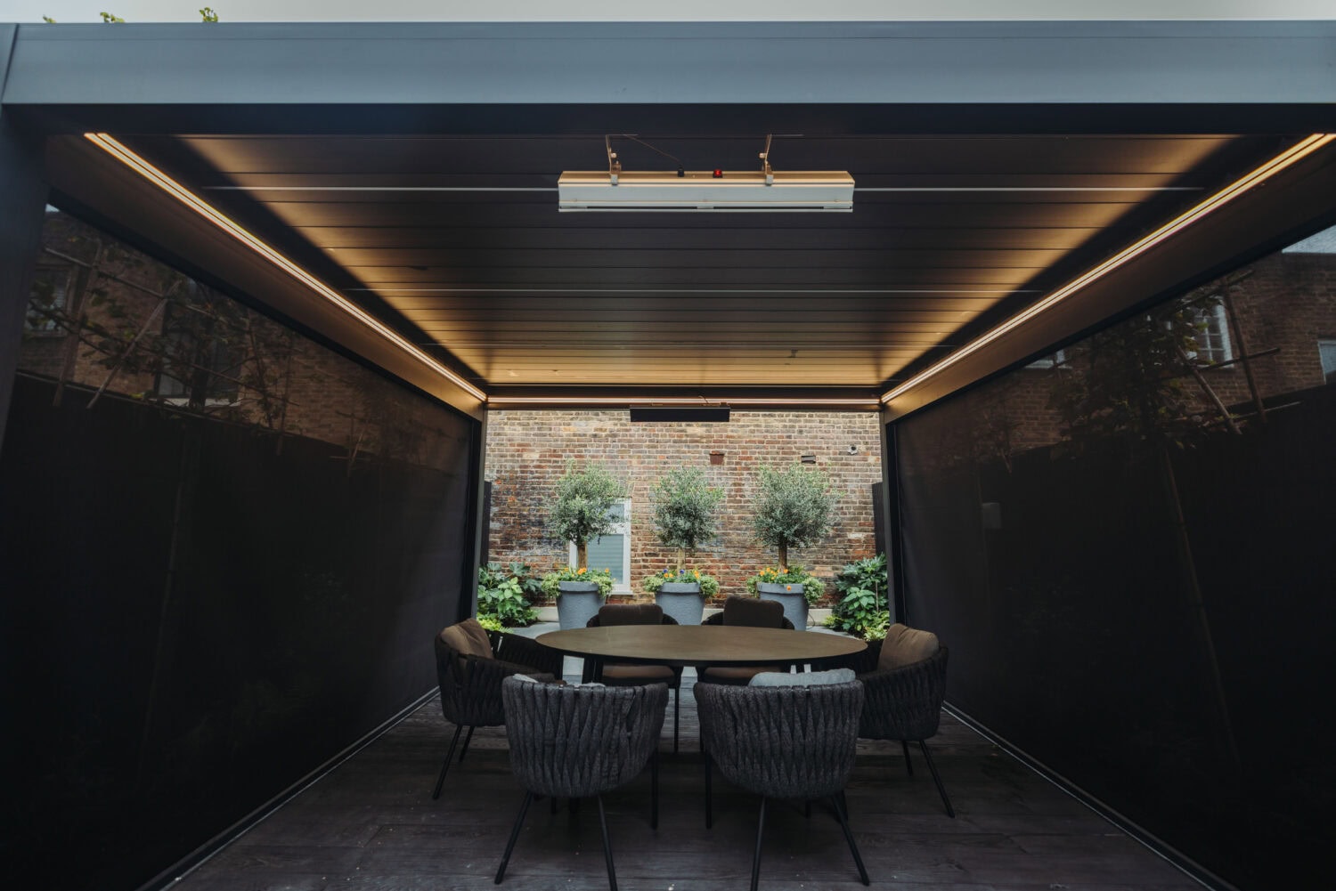 aluminium pergola