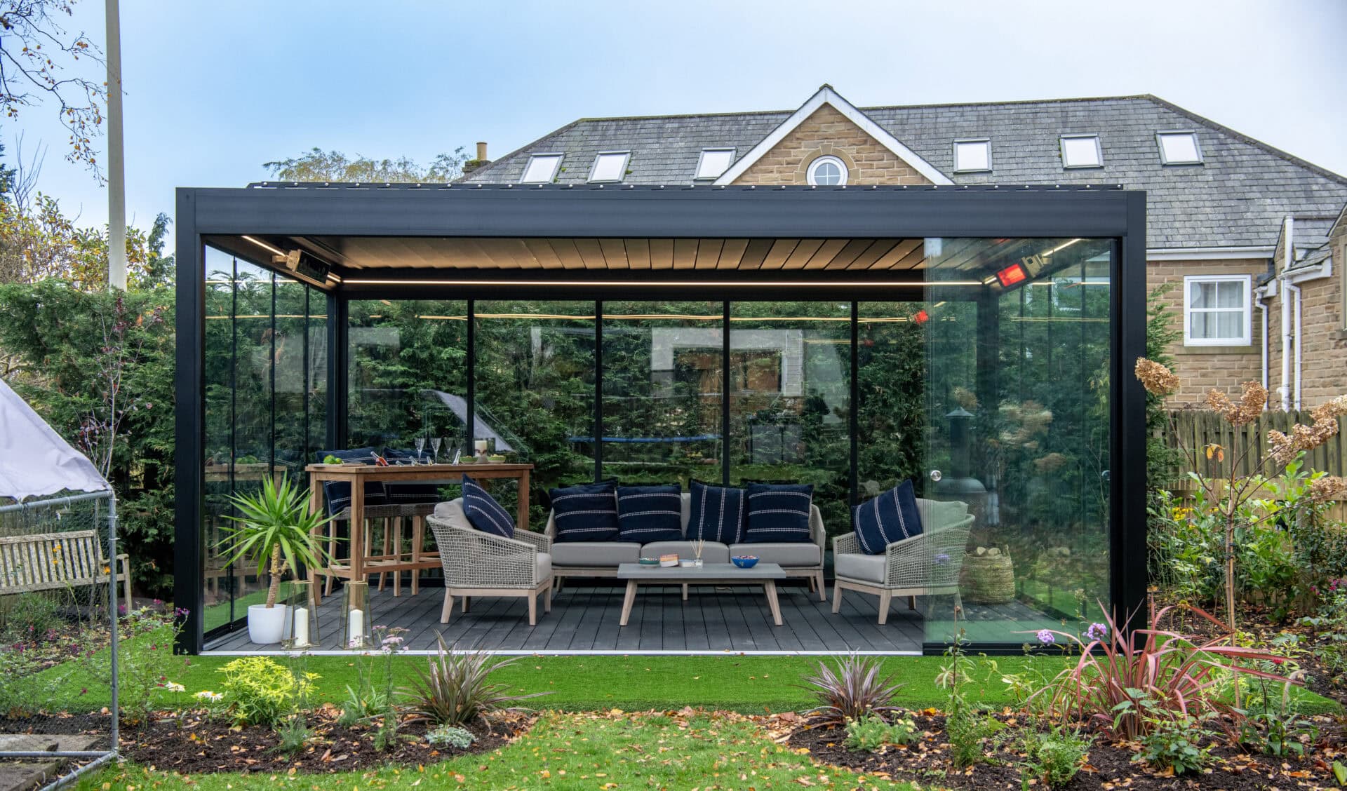 Why Manual Pergolas won’t last in the UK