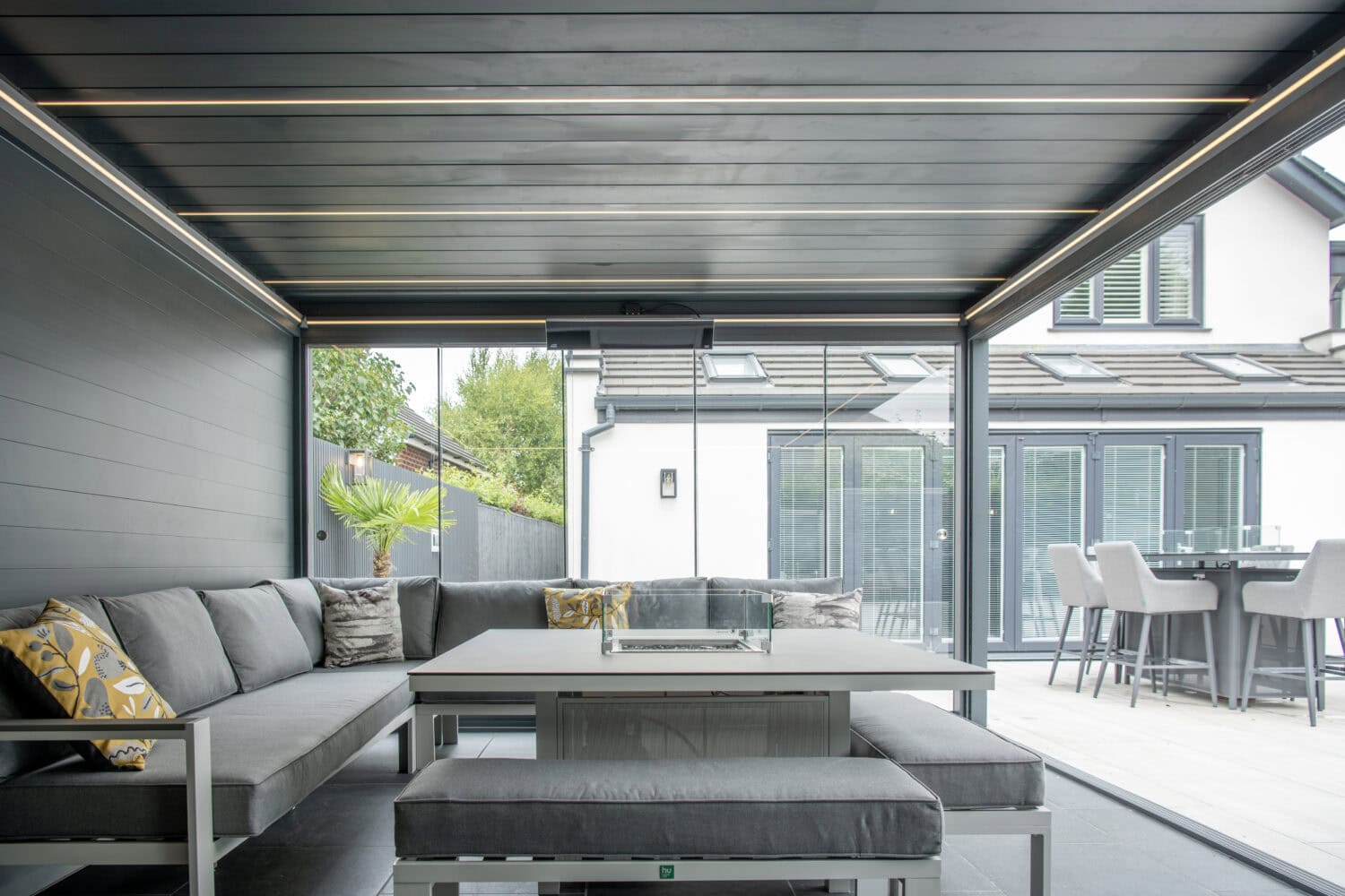 bioclimatic pergola