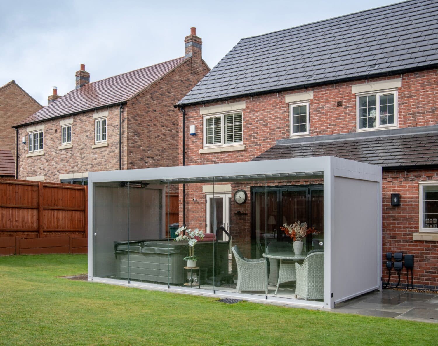 aluminium pergola