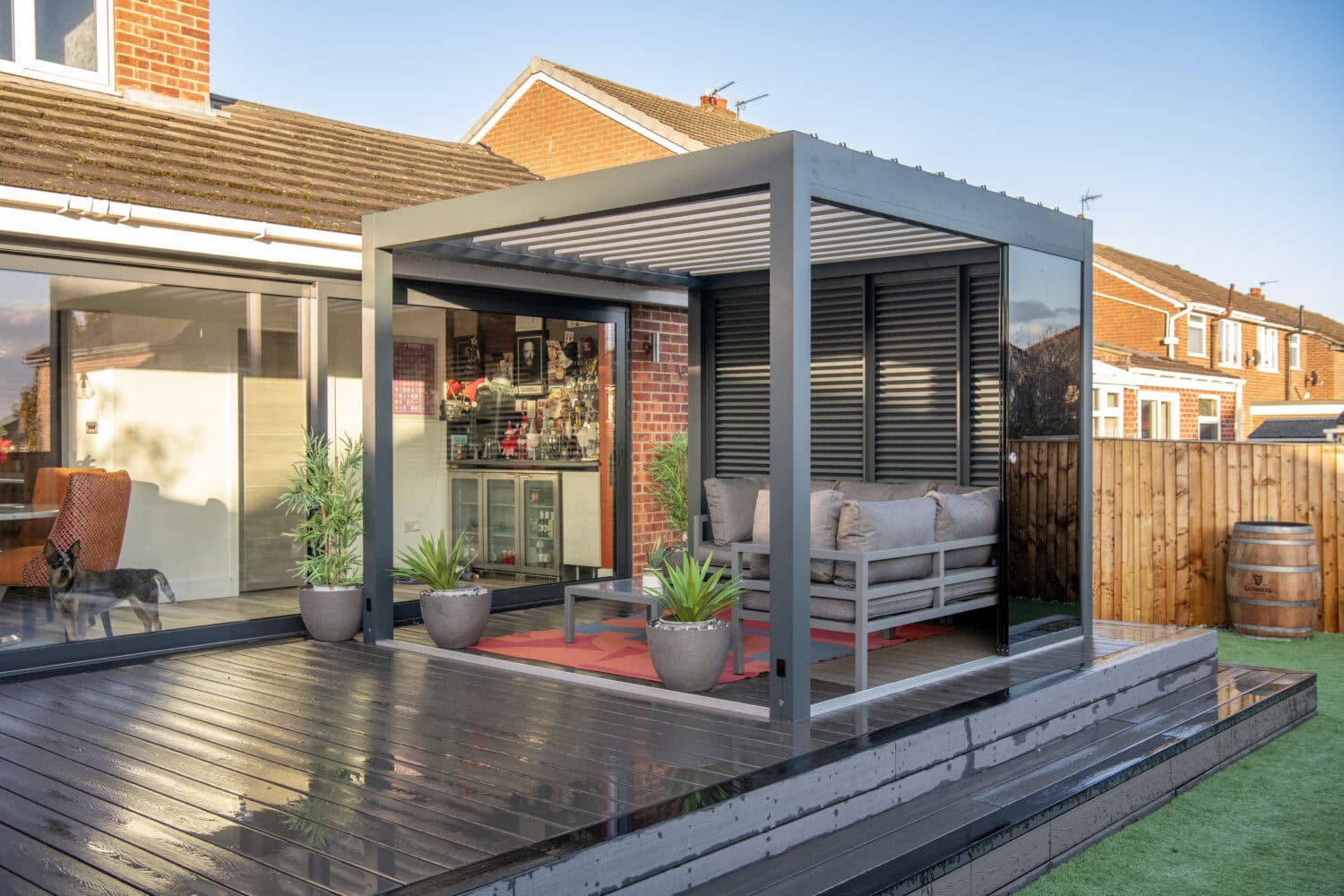 aluminium bioclimatic pergola