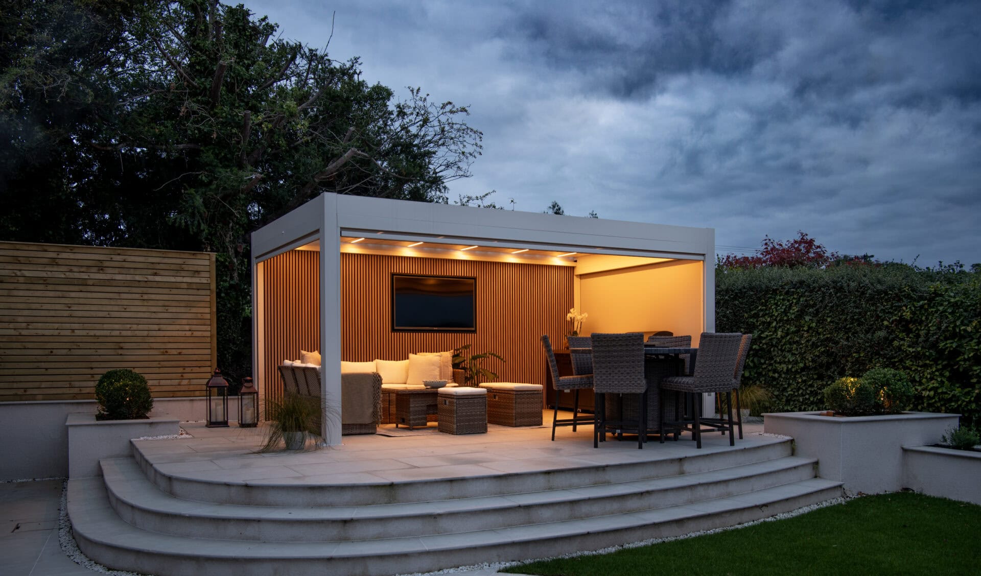 Our Top 10 Cosy Winter Garden Ideas